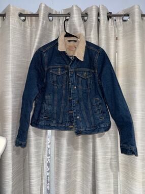 Schmidt Women’s Sherpa Lined Denim Jacket Large Trucker Jean Coat Western Cozy